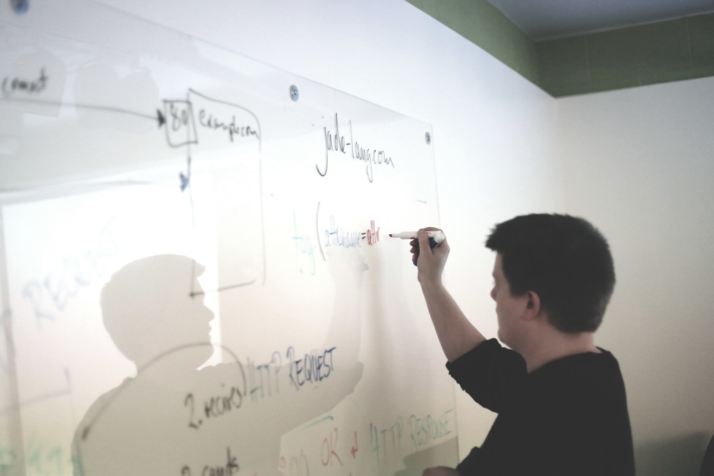 <span id="hs_cos_wrapper_name" class="hs_cos_wrapper hs_cos_wrapper_meta_field hs_cos_wrapper_type_text" style="" data-hs-cos-general-type="meta_field" data-hs-cos-type="text" >IoT Strategies: From Prototypes to Stakeholders</span>